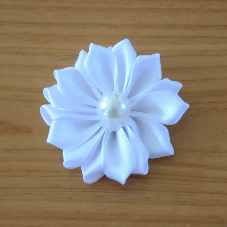 Mini fleur en satin avec centre perle, 200 pièces/lot, Petite fleur en satin