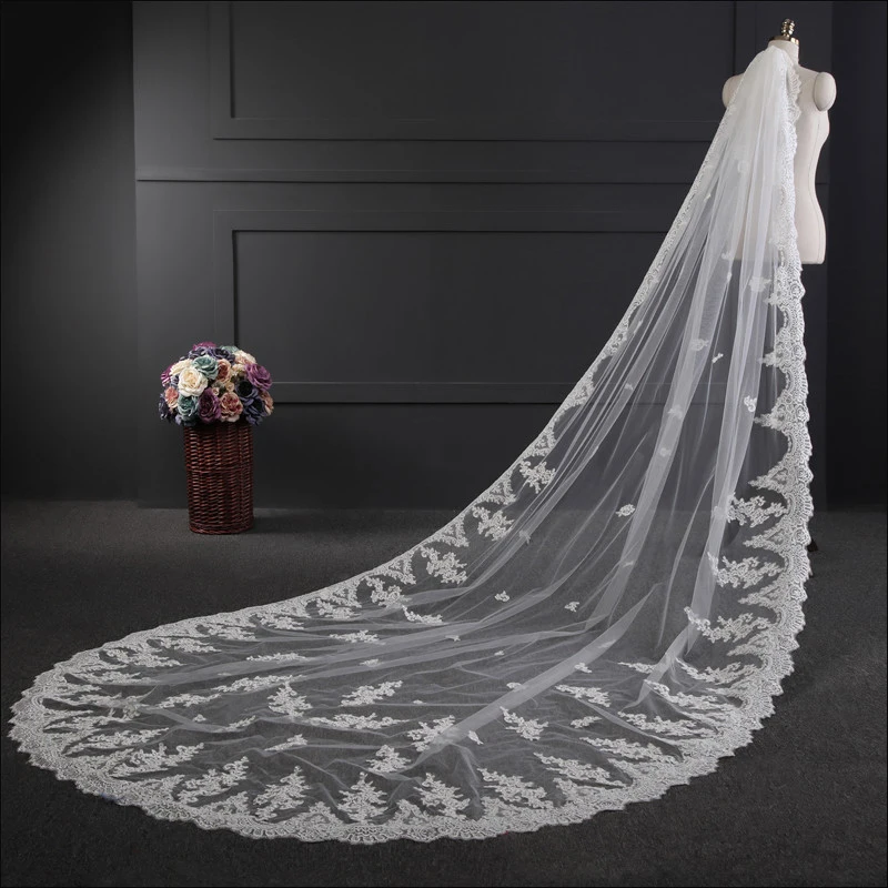 

2023 New Arrival Lace Bride Veils Velos De Novia 3.5 Meters Appliqued Long Wedding Veils White Ivory 1T Bridal Veils with Comb