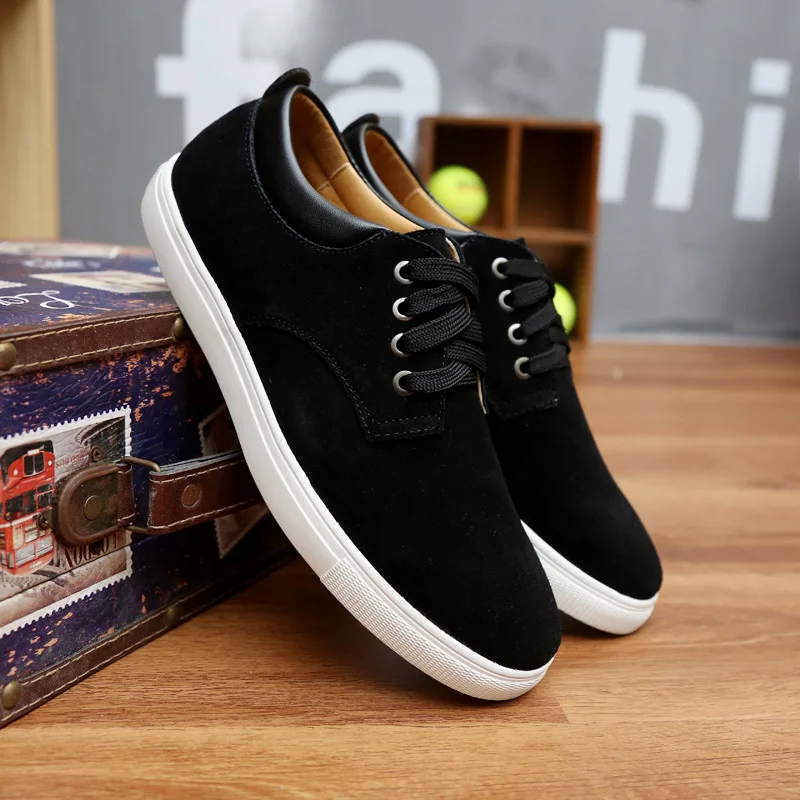 2023 New Fashion Suede Men Flats Shoes Canvas Shoes Male Leather Casual Breathable Shoes Lace-Up Flats For Students Large Size