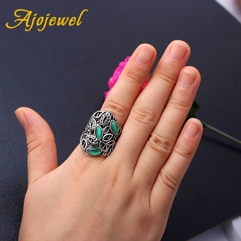 Ajojewel Hollow Plant Leave Vintage Rings Green Stone Woman Jewelry Retro Accessories