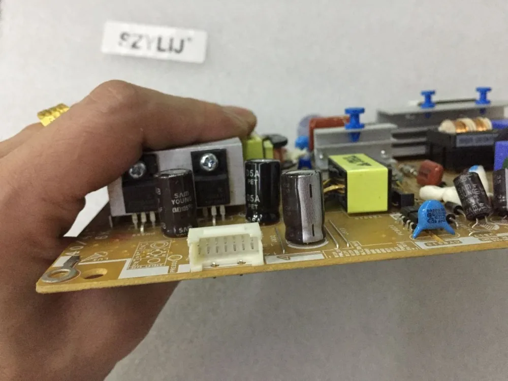BN44-00498A berkualitas baik = BN44-00498B = BN44-00498C = suplai BN44-00498D PD46AV1_CSM can dapat digunakan secara universal.