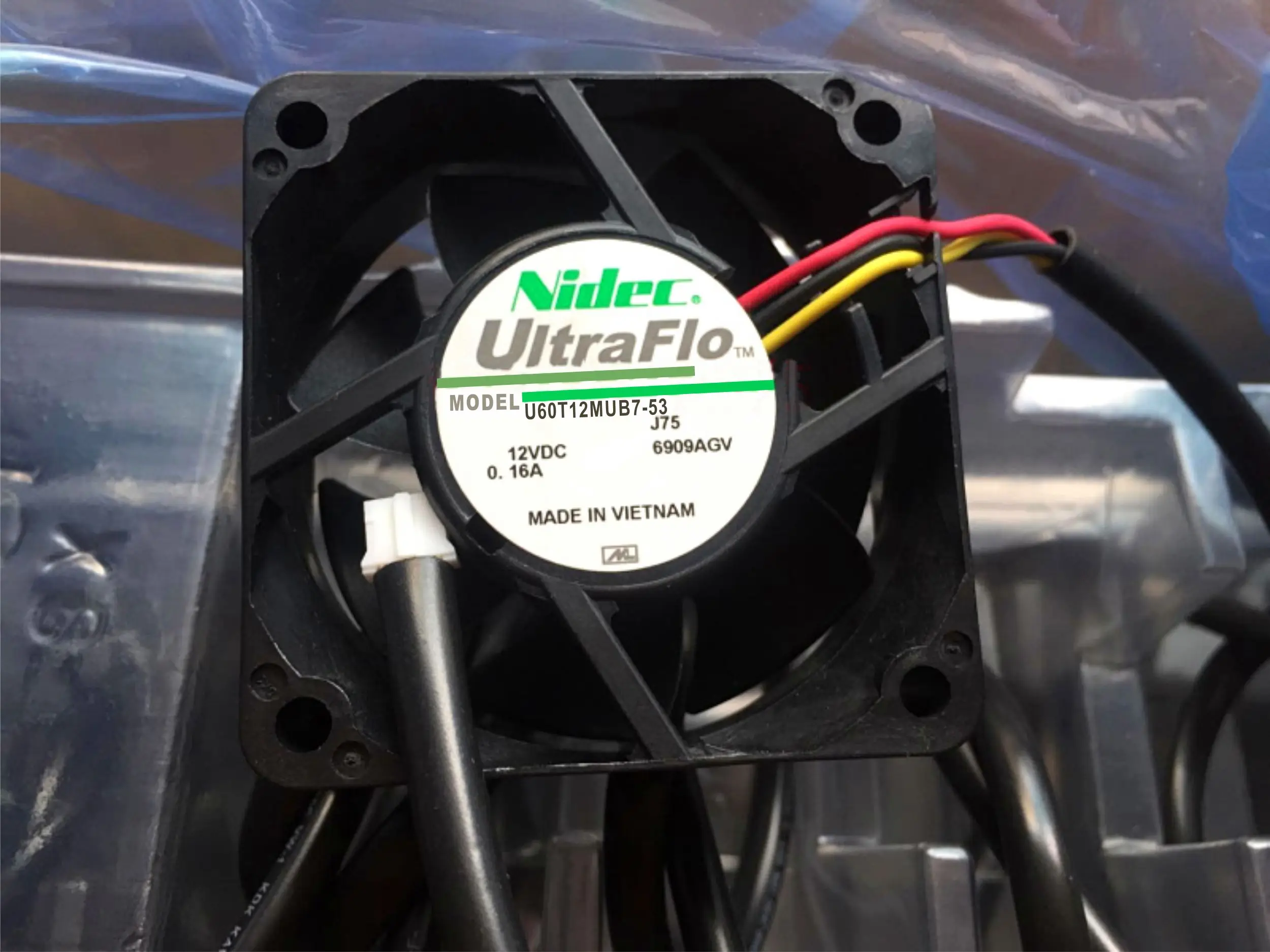 

Original U60T12MUB7-53 12V 0.16A 6025 3-wire hydraulic fan