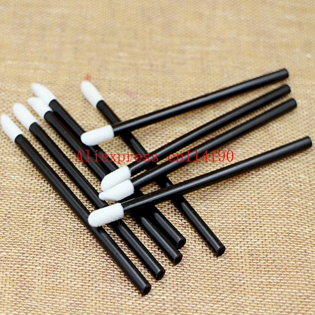 Brand new Disposable MakeUp Lip Brush Lipstick Gloss Wands Applicator Make Up Tool