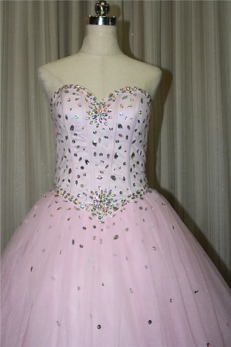 Novo vestido de baile 100% real rosa vestidos quinceanera, contas de tule, vestidos de baile 16 fofos, vestidos de baile debutante, vestidos longos de baile