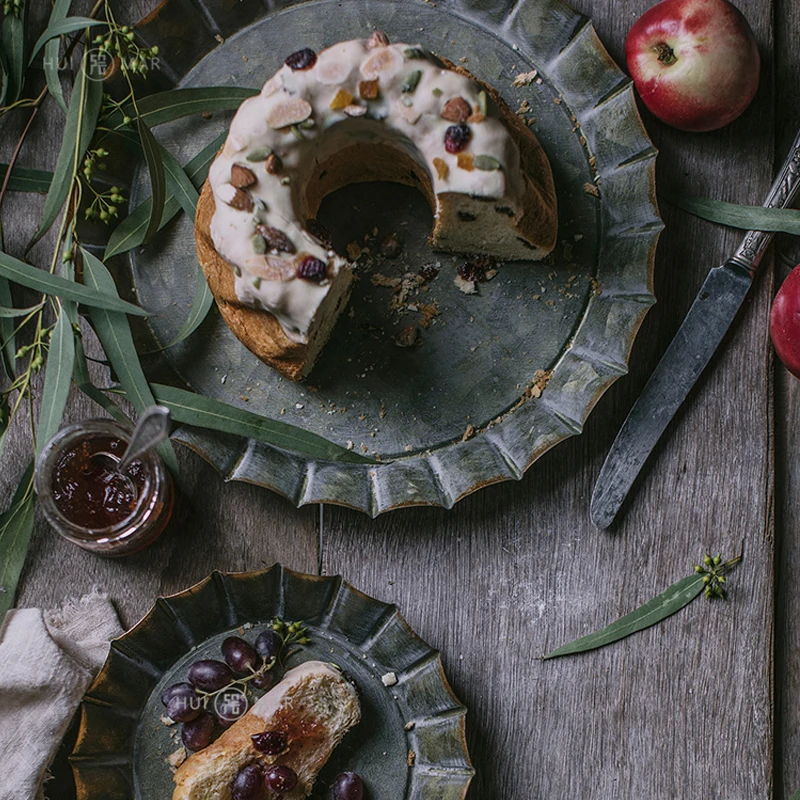 Unique Floral Rim Handcrafted Vintage Antique Metal Tray Ribboned Round Iron Tray Rustic Retro Tray For Home Church Wedding