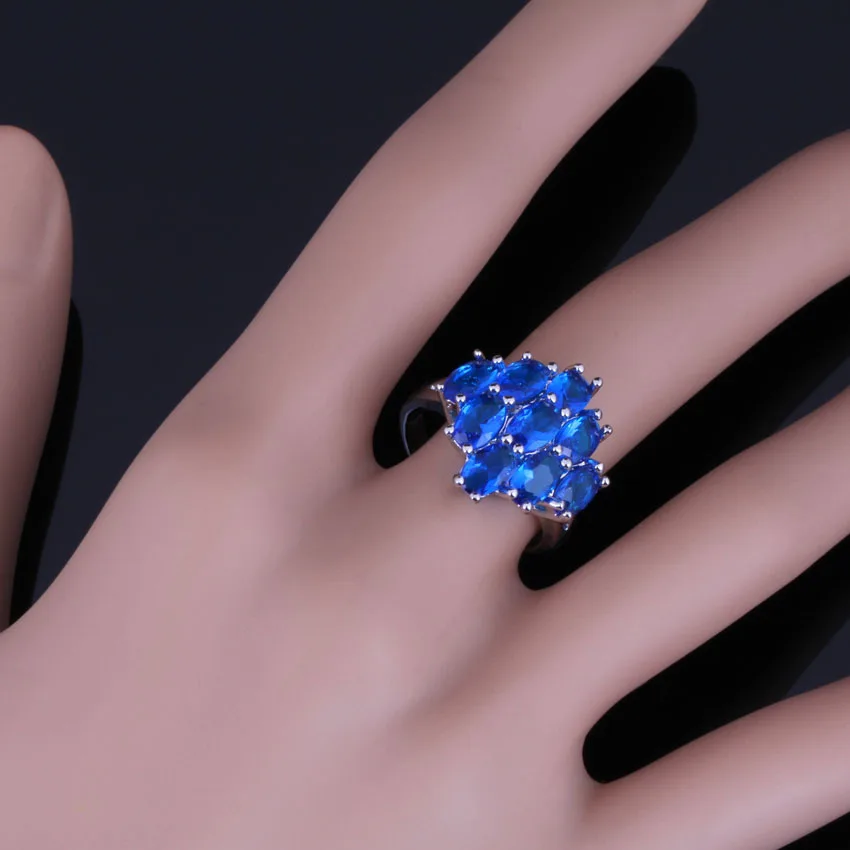 Alluring Oval Blue Cubic Zirconia Silver Plated Ring V0419