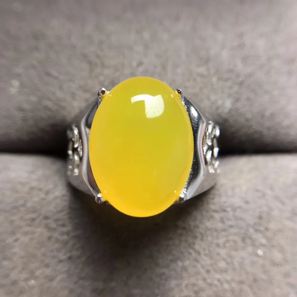 Men's ring, beautiful atmosphere, natural chalcedony, 925 silver, feels great on the hand