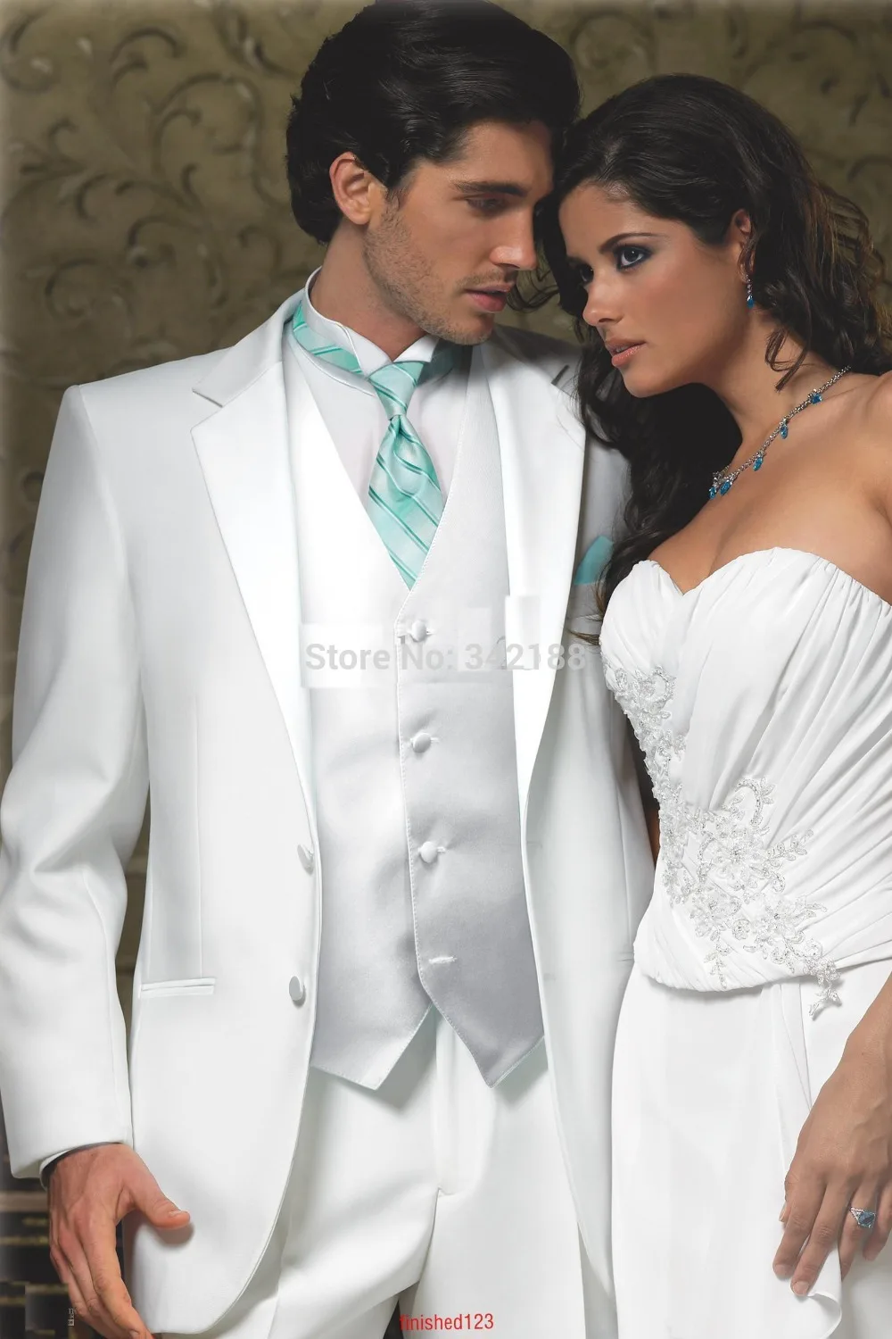 

best sellingWhite Two buttons Notch Lapel Groom Tuxedos Groomsmen Men Wedding Suits Prom Clothing/wester suitswedding men clothe