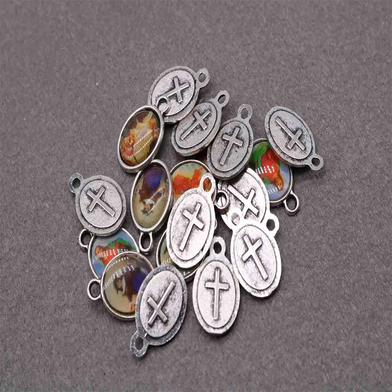 100 pieces of religious icons amulet various Jesus icons handmade medals day charm handmade jewelry DIY accessories