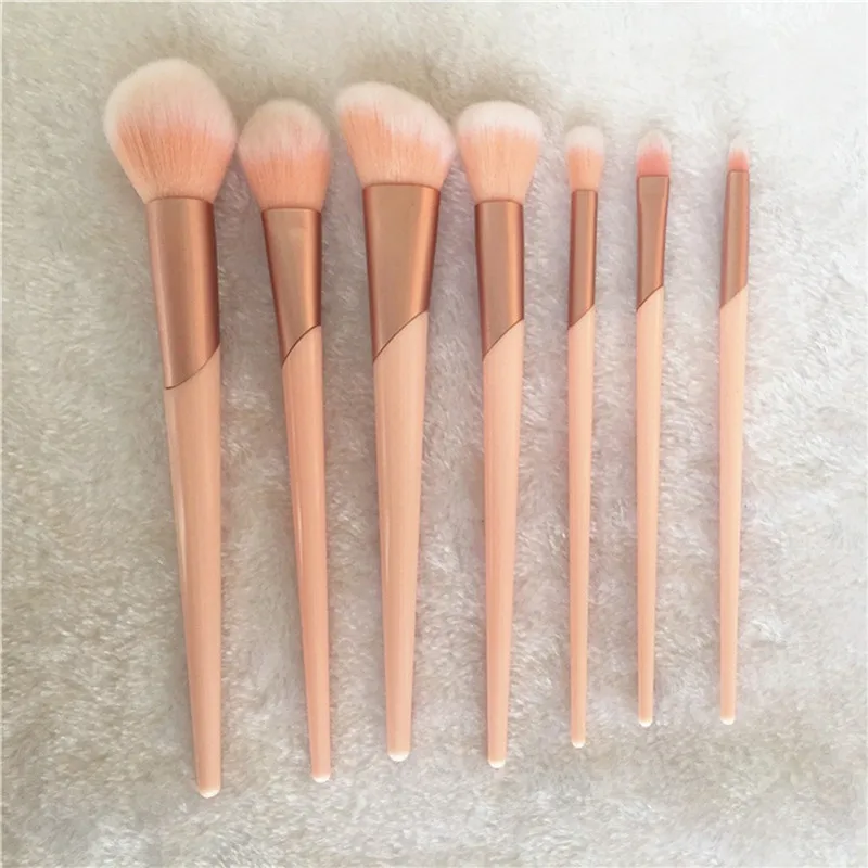 7pcs Makeup Brushes Set Rose Gold Handle Foundation Powder Blush Eye Shadow Lip Brushes Face Beauty Makeup Tools Kit with Case