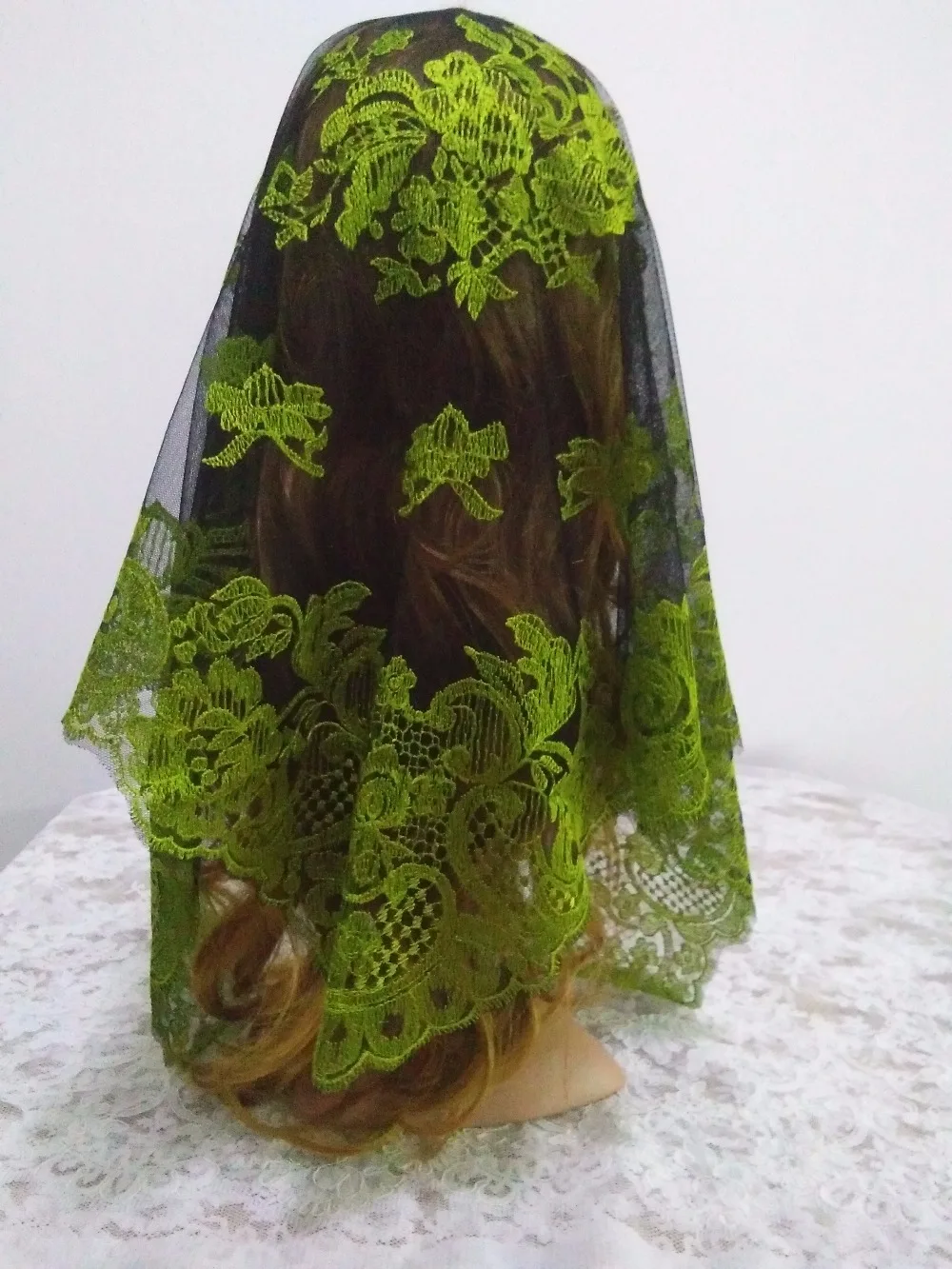 Green on Black Embroidery Spanish Lace Mantilla Veil ,Chapel Lace Veil Mantilla 120*60cm