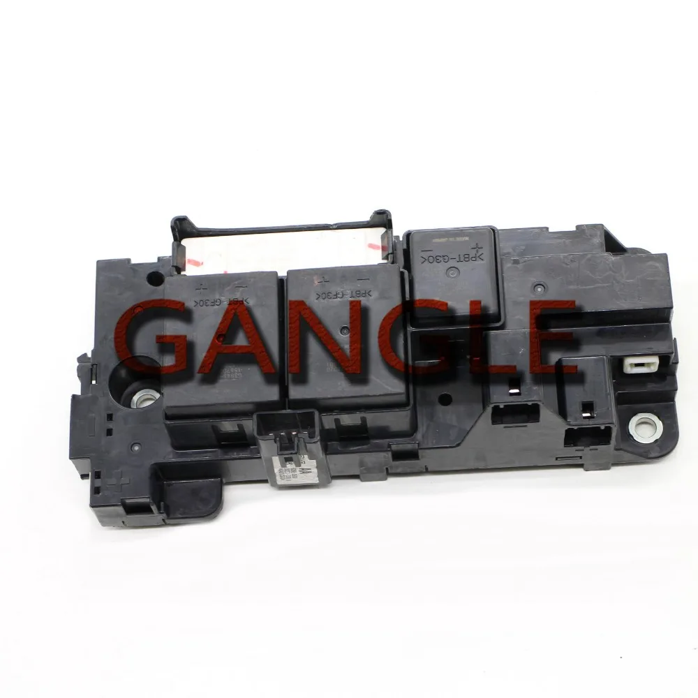 

G92Z1-33011 КОРОБКА ДЛЯ РЕЛЕ АККУМУЛЯТОРА ДЛЯ TOYOTA PRIUS C 2012-2015 гг.