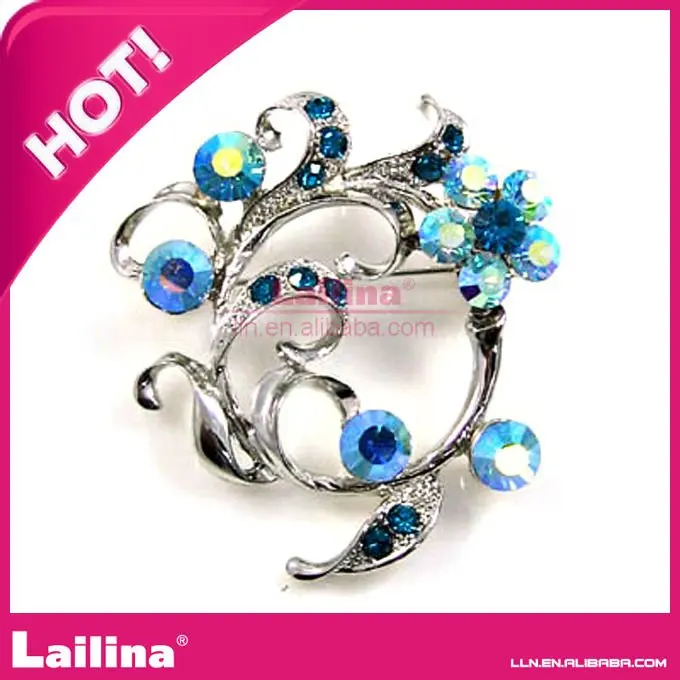 Elegant Blue Flower Crystal AB Brooch Wreath Rhinestone Brooch Pin For Garment Decoration