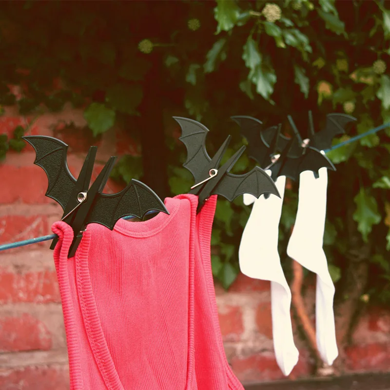 10Pcs/Lot Bat Pegs UK Creative Home Decor Clothes Pegs Clothespins Plastic Black Red Color Halloween Christmas Gifts