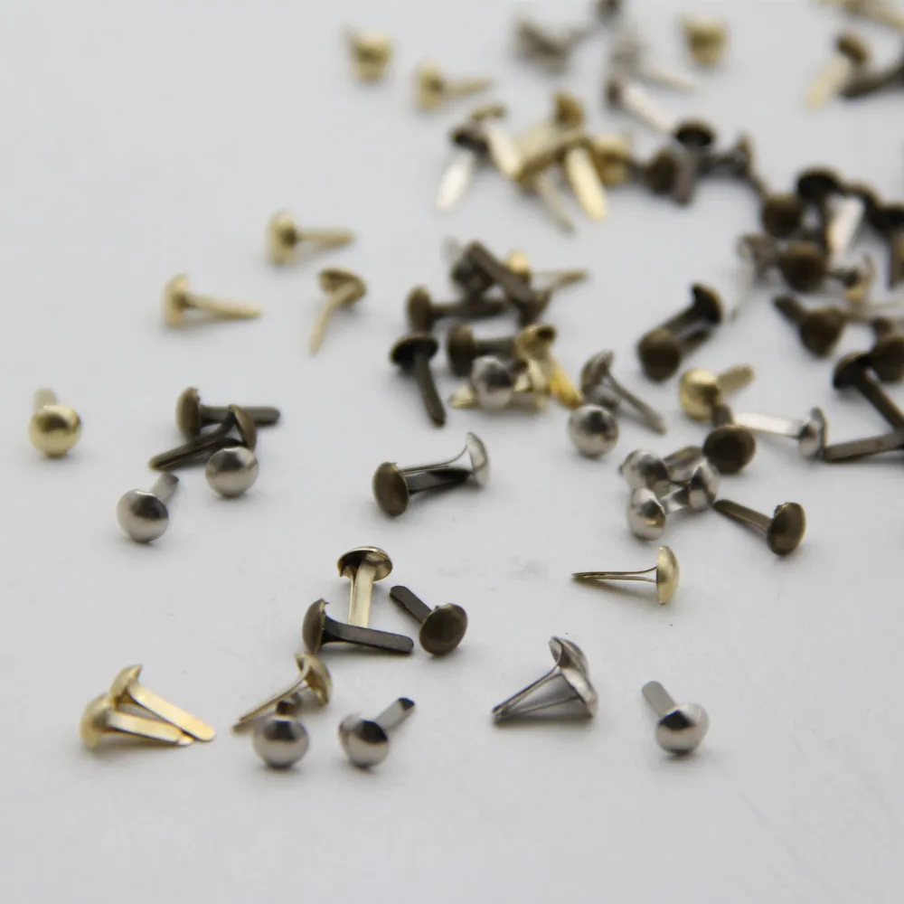 100pcs 4.5mm Mixed 3 Colors Iron Round Metal Mini Brads For Scrapbooking Accessories Embellishment Fastener DIY Handmade Crafts