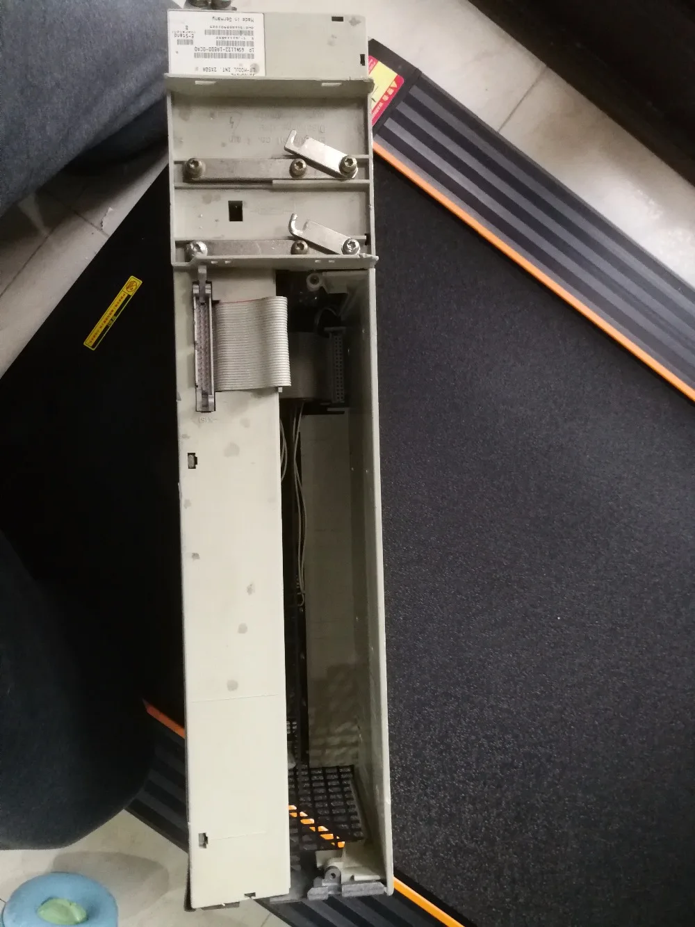 

Used in good condition 6SN1123-1AB00-0CA0
