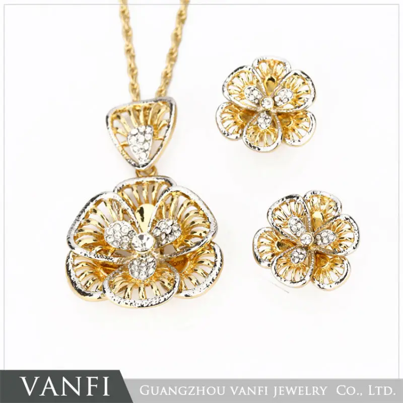 

Exquisite Simple Brazilian Alloy Gold Jewelry Set Necklaces Pendants Earrings Jewelry Set For Women