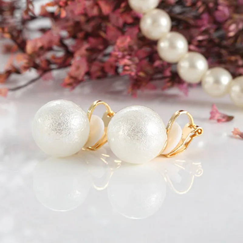 New Arrival Hot Brand Simulated Pearl Clip on Earrings Without Piercing for Women Statement Jewelry Wedding Fashion Earrings