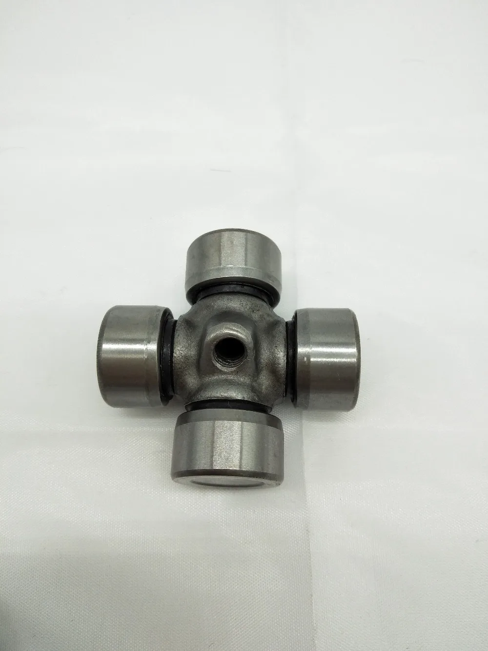 A165 19x44 Size Cross Bearing Thermostable Cardan Bearing Auto Part Universal Joint With Bearing Universal Joints Crucetas Joint