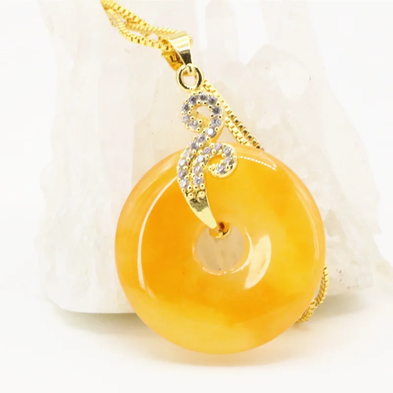 Lucky 25mm Women Pendant Chain Yellow Natural Stone Jades Chalcedony Reiki Pendulum Round Circle Pendants Amulet Jewelry B3352