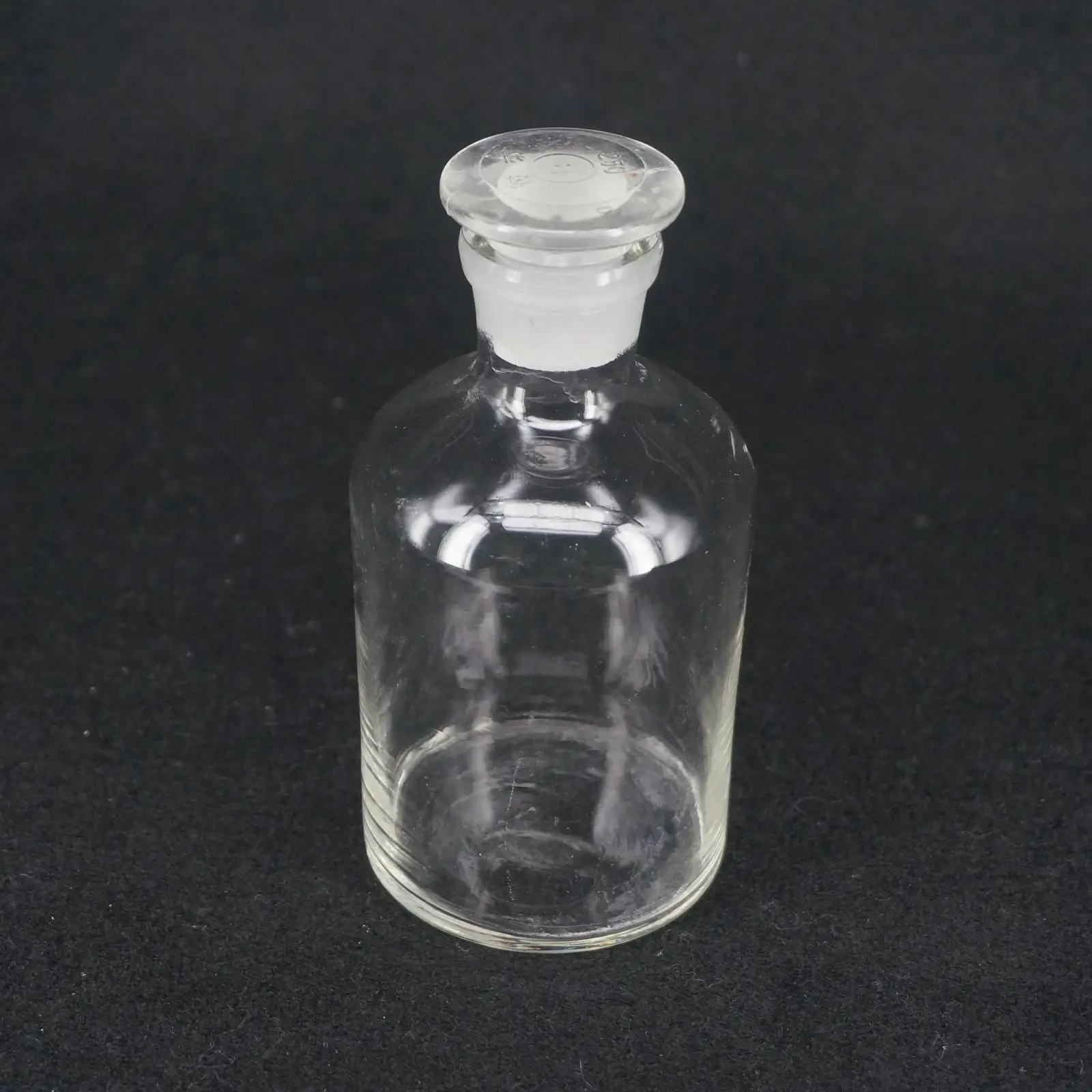 250ml Glass Reagent Bottle With Ground-in Glass Stopper Narrow Mouth Transparent Glass Bottle