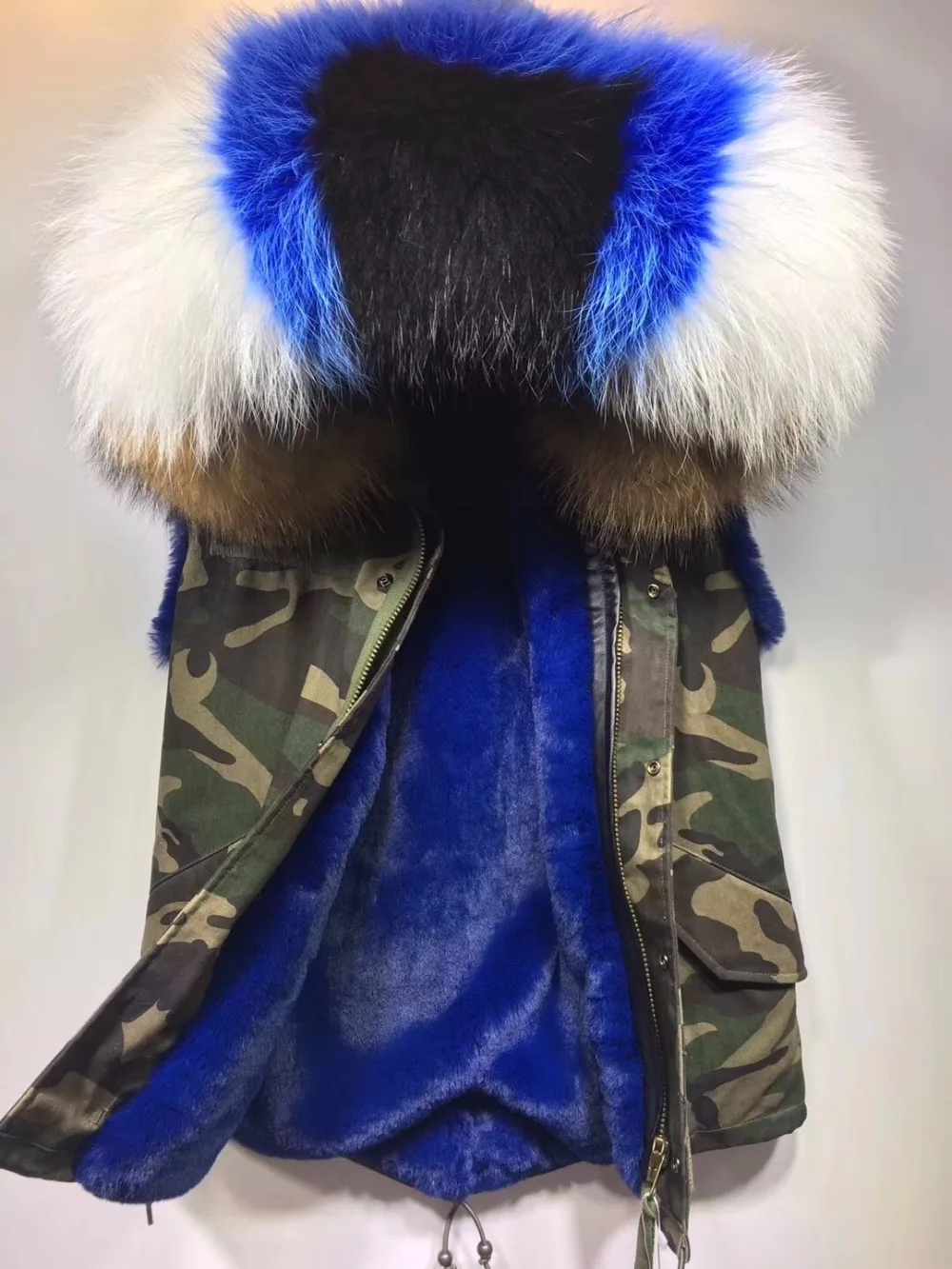 

Camouflage Fur Collar Vest Winter Colorfull Raccoon Fur Trim Sleevless Top Quality Short Autumn&Winter Wear