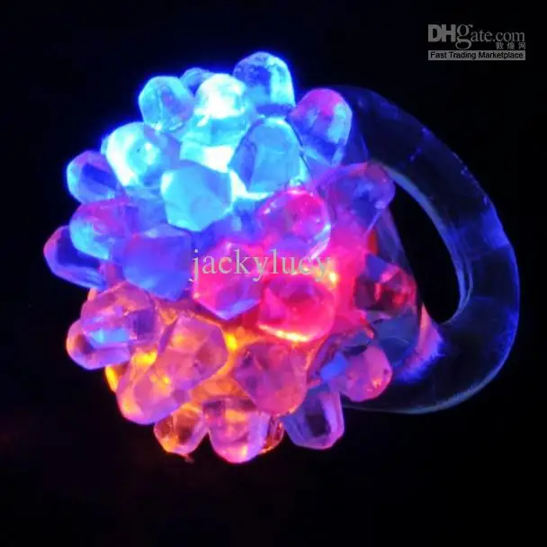 LED Flashing Strawberry Finger Ring Bar DJ Rave Toys Light Up Elastic Rubber Blinking Ring for Prom Party Christmas Gift