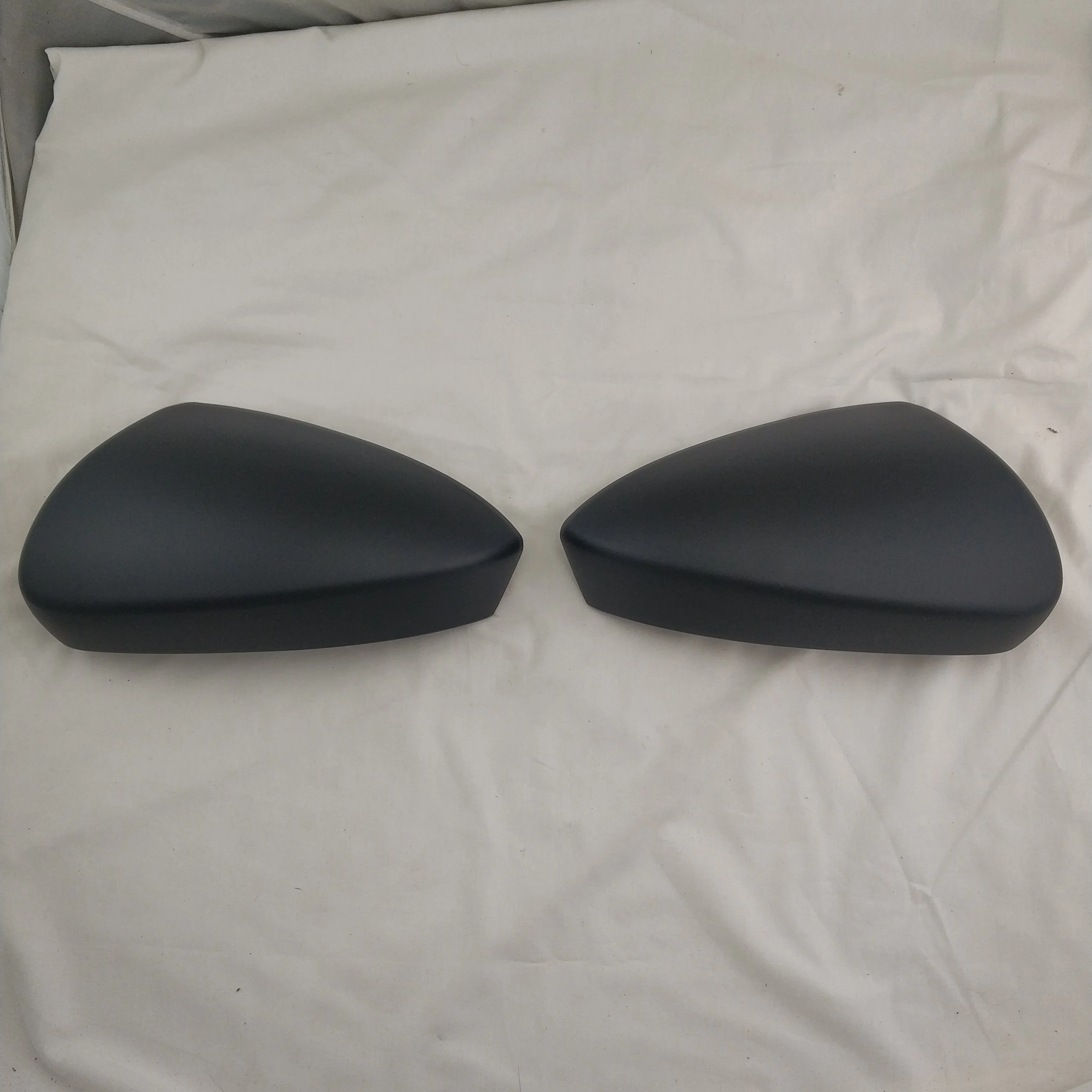 

2pcs ABS Matte black style Car Side Door RearView Mirror Cover for Toyota Rush 2018 2019