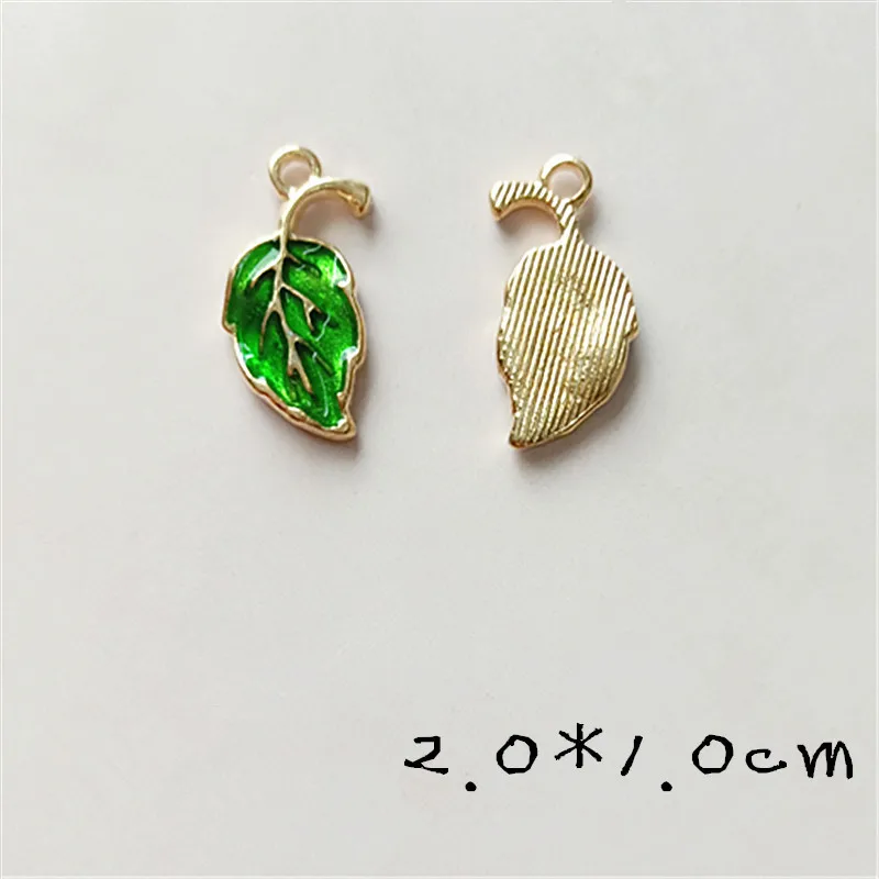 Boucles d'oreilles ras du cou en alliage or vert, 10 pièces/lot, pendentif créatif, feuille verte, boutons, ornements de bijoux, accessoires de bijoux faits à la main