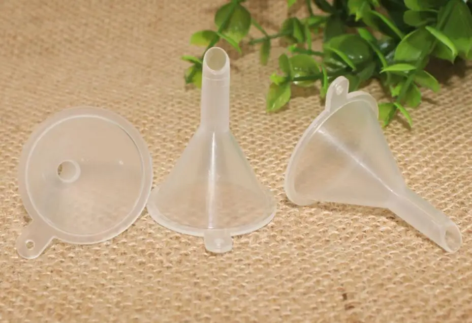 2000pcs/lot Eco-Friendly mini plastic funnel,cosmetic tool,PP Perfume Diffuser Funnels,Tip Liquid Oil Funnels Vial
