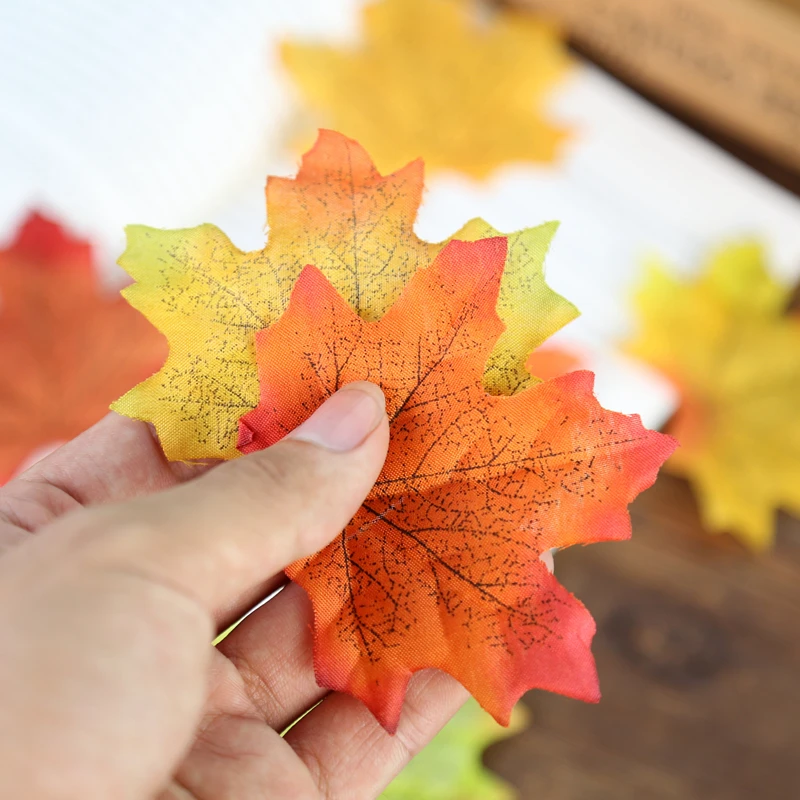 7cm Künstliche Seide Ahorn Blätter für Fotografie Requisiten Handwerk Gefälschte Vivid Blatt für Fotos hintergrund DIY Scrapbooking Dekoration