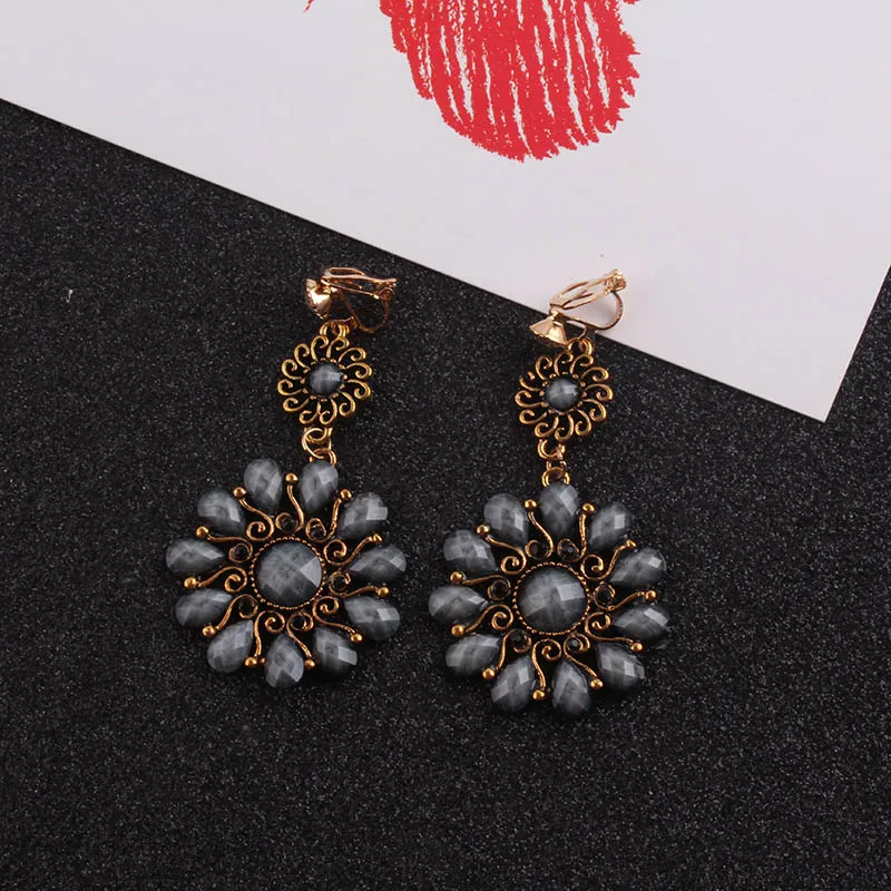 JIOFREE Vintage 3 color Rhinestone Resin Flower Clip on Earrings Without Piercing For Women Ethnic Resin Statement Jewelry