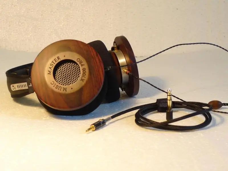 

DIY 53MM driver Red sandalwood Fever headphones 300ohms/600ohms 520g