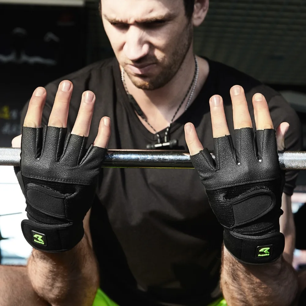 Roaming Gym Gloves Half-Finger excellent abrasion resistance Breathable Black Gloves Great for Exercise Fitness Workout