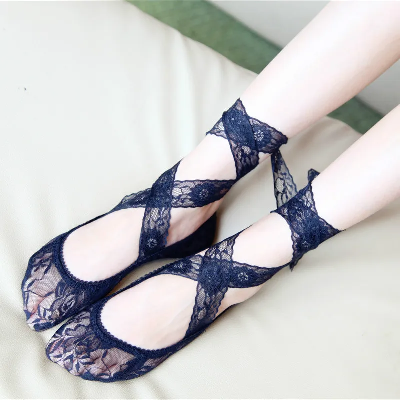 Women Girls Lace Antiskid Invisible Socks with Belt Harajuku Lovely Cute Vintage Retro Low Cut Lady White Princess Summer