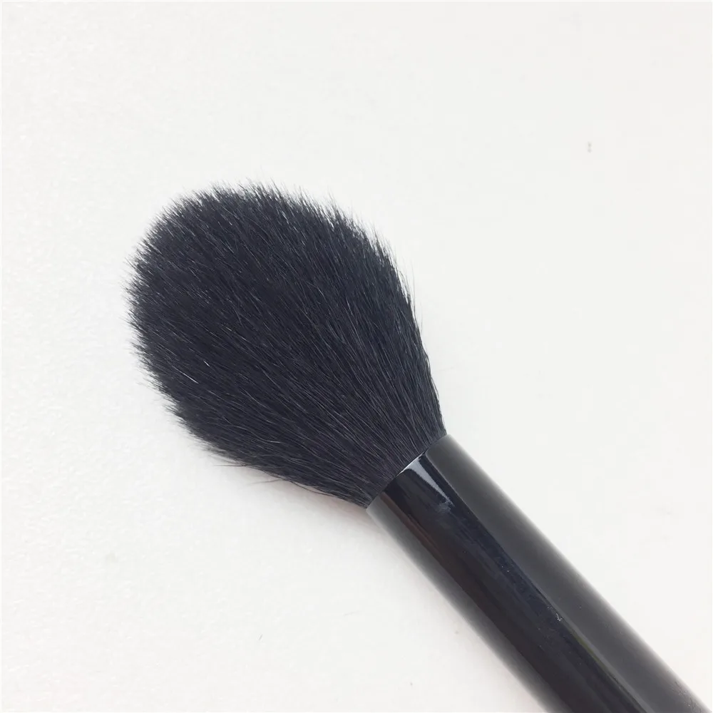 Precise Lightweight The Professional Sheer Powder Makeup Brush Powder/Blush Finish Setting Blending Cosmetic Brush