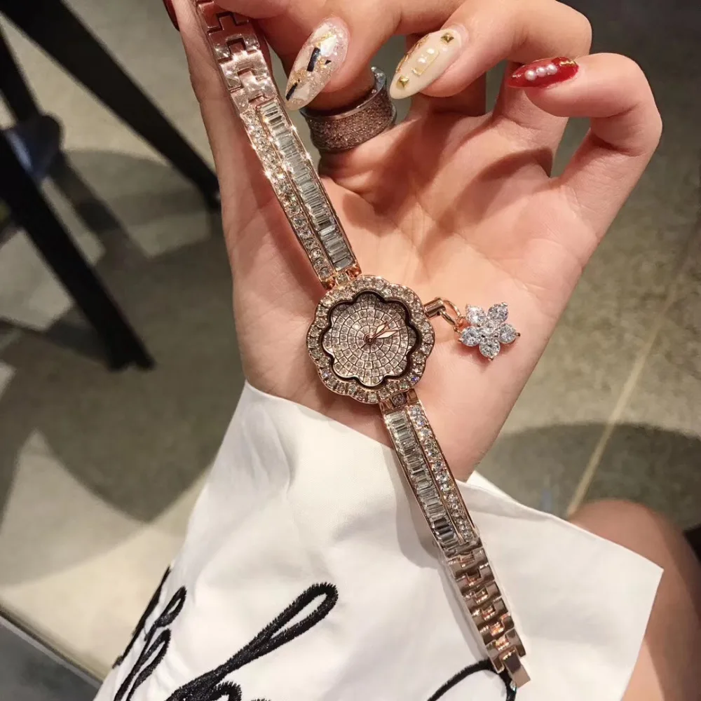 Ultra Thin Women Bracelet Watches Luxury Full Crystals Fashion Watch Rhinestone Flower Tassel Wrist watch Romantic Floral Case