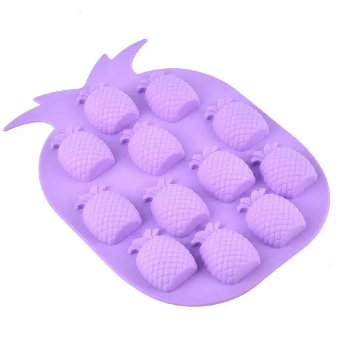 Wholesale Ice Cream Tools Brand New Ice Maker Mould Bar Party Drink Ice Tray Pineapple Shape Ice Cube Freeze Mold