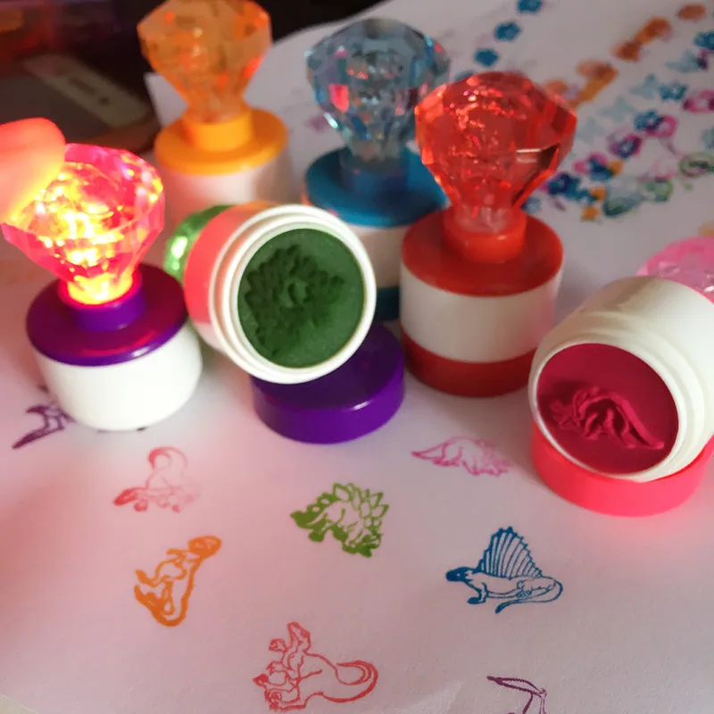 Kids Cartoon Stamper Baby Children Custom Learning Plastic Rubber Self Inking Stamps Toys Luminescent Plastic Seal A063 6pcs/lot