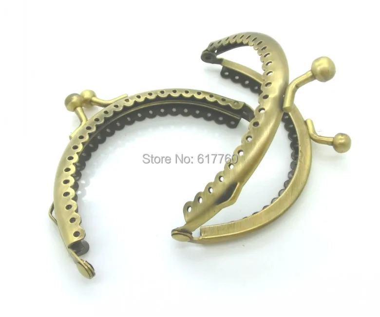 

Free Shipping-3PC Metal Frame Kiss Clasp Arch For Purse Bag Antique Bronze Ball 8.5x6cm(Can Open Size:11.5cmx8.5cm) J2615