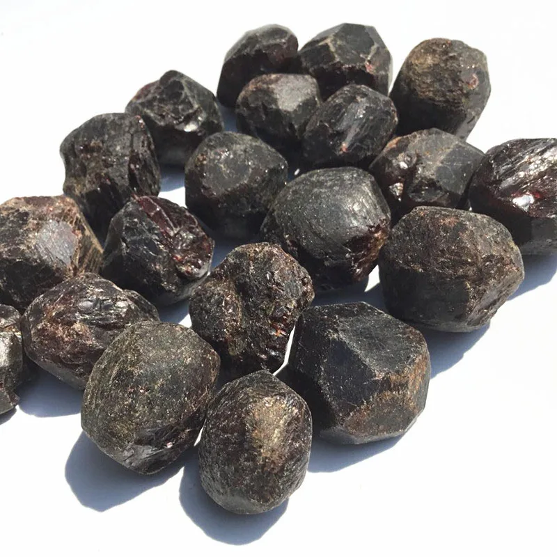 Natural rough Garnet crystal stone Raw semiprecious Tumbled stone