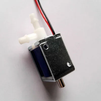 Miniature Solenoid Valve 0526T Valve Exhaust Two-position Three-way Valve Switch