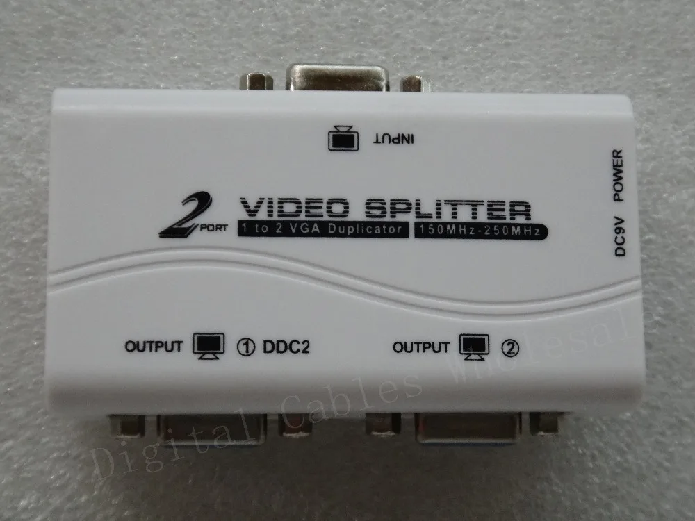 2020 Year 1 to 2 Ports VGA Video splitter duplicator 1-in-2-out 250MHz device cascadedable Boots  Signals 65m 1920*1440