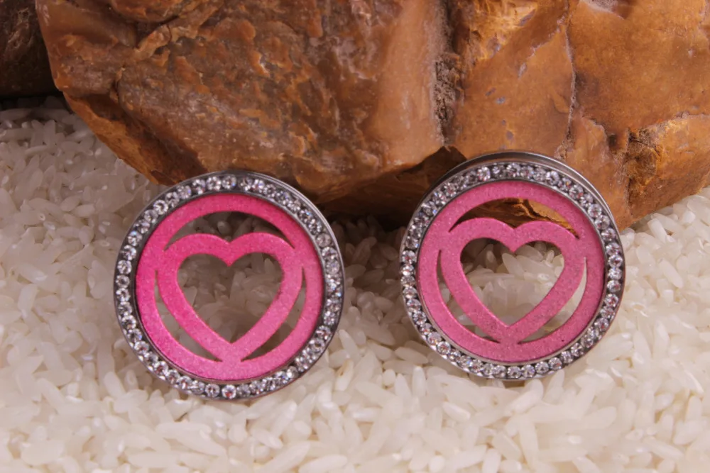 Fashion Body Piercing Jewelry 316L Steel Ear Gauge Plugs Flesh Ear Tunnels Lobe Expander Stretcher Pink Heart Piercing Oreja