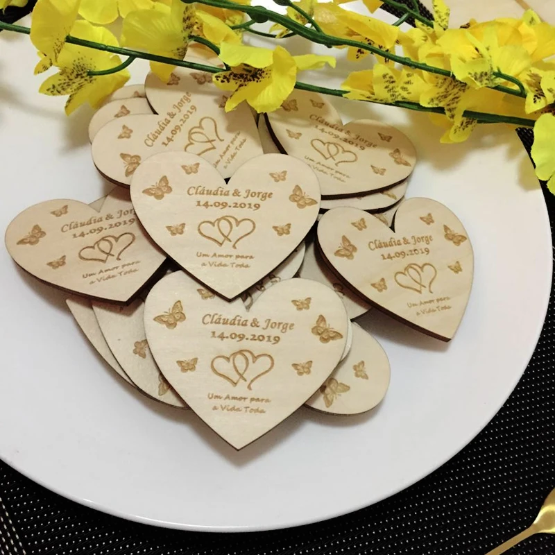 

Custom Butterfly Wedding Name&Date Personalized Wood Word Sign Heart Shape Party Decor for Guest Gifts Wedding Decoration