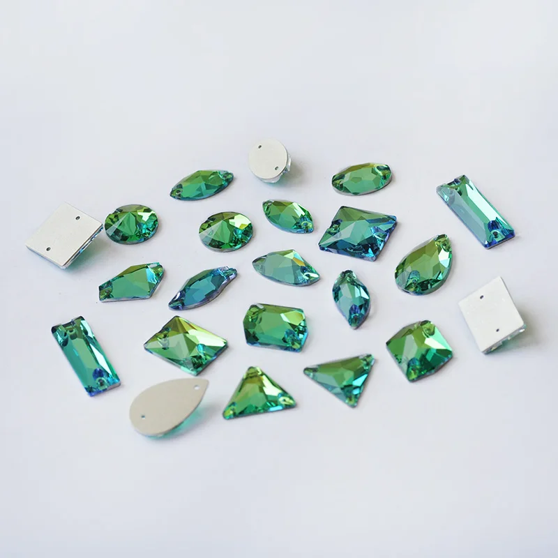 Peridot-Glas-Strass-Kristalle, flache Rückseite, zum Aufnähen, DIY-Steine für Kleidungsstücke und Kleiderdekoration. – Detail 3
