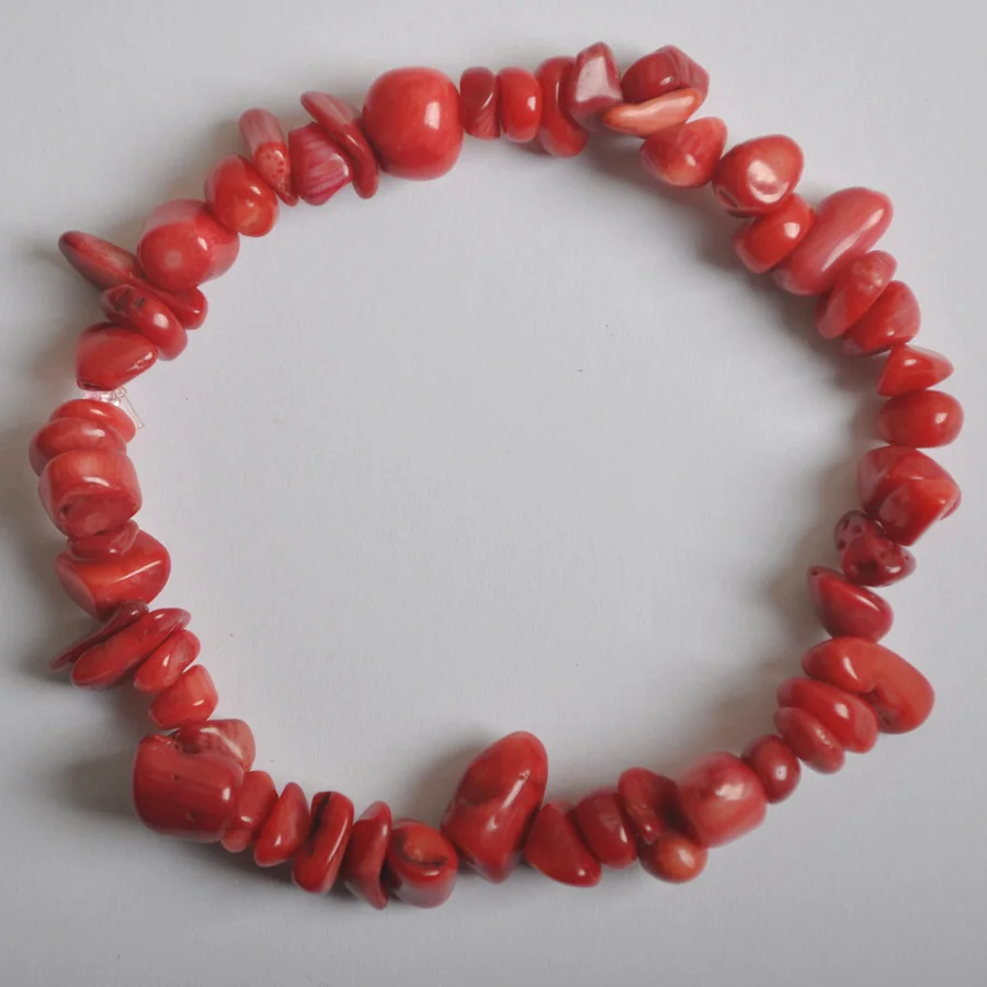 Lucky Chip Beads Red Sea Coral Stretch Bracelet 8 Inch Jewelry G667