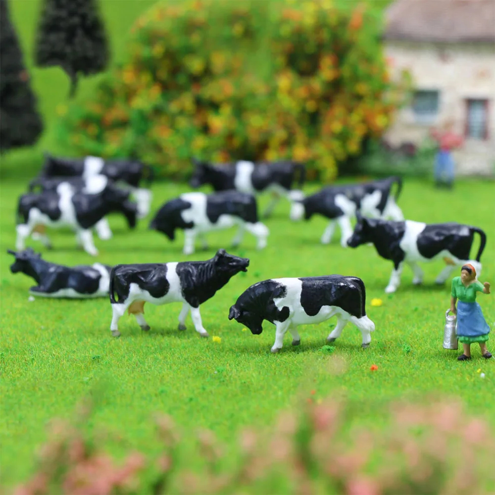 Evemodel AN8704 36pcs HO Schaal 1:87 Geschilderde Herder Boerderijdieren Zwart Witte Koeien