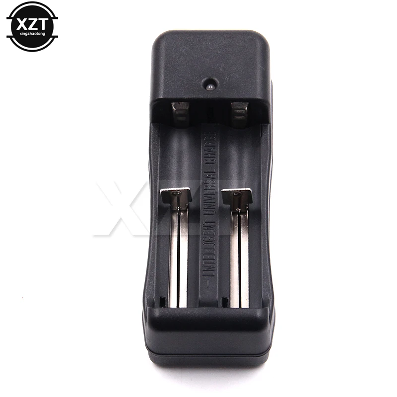 عالية الجودة 1 قطعة العالمي المزدوج شاحن بطارية الذكية ل 18650 14500 16340 10440 26650 قابلة للشحن بطارية ليثيوم أيون 3.7V شاحن