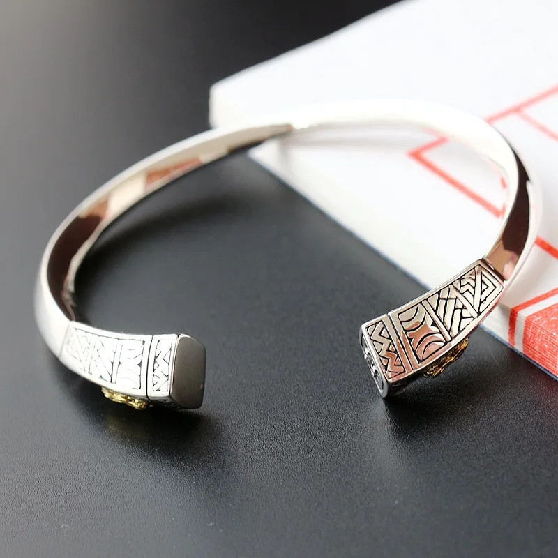 

Silver Jewelry Wholesale S925 Sterling Silver Handmade Bangle Hypoallergenic Vintage Thai Silver Bangle Men And Women